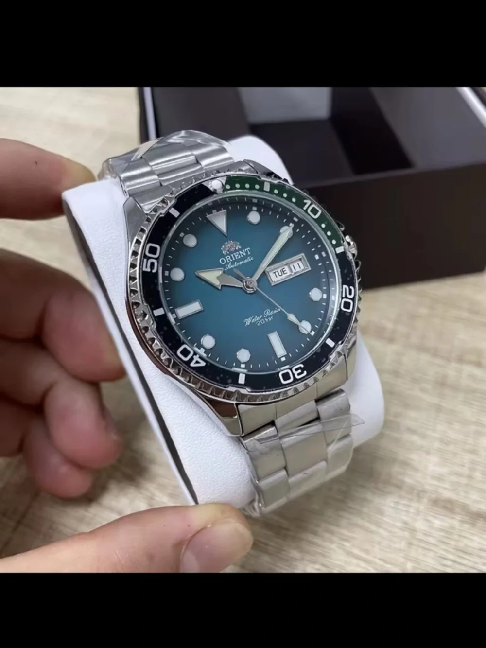 New Men's Orient Automatic Diver Watch - Green/Blue Dial - Picture 1 of 6